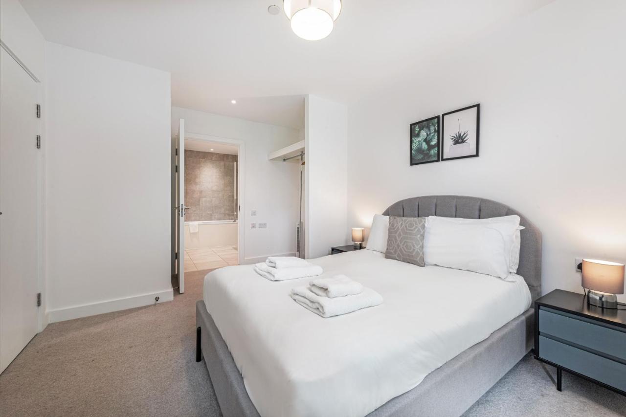 לונדון Stayo Apartments Barking Wharf מראה חיצוני תמונה