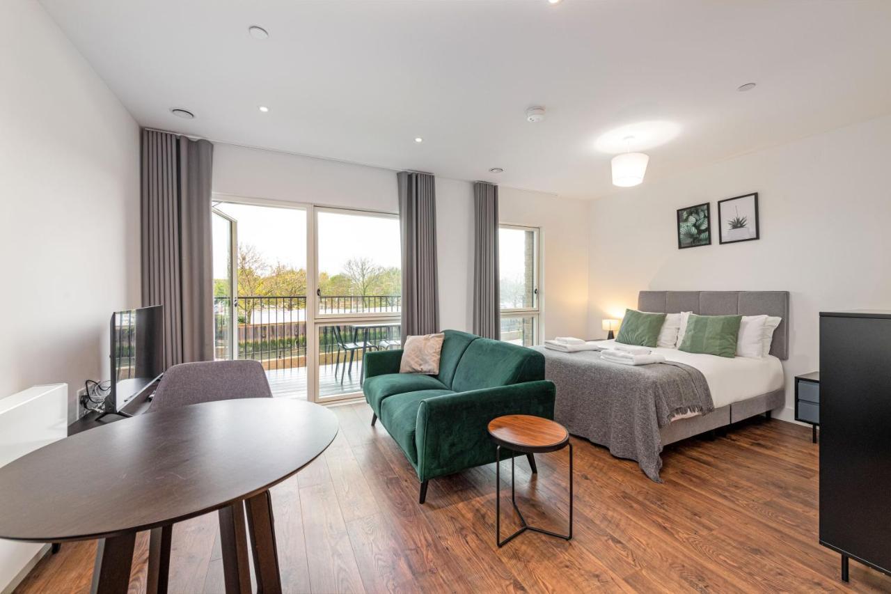 לונדון Stayo Apartments Barking Wharf מראה חיצוני תמונה