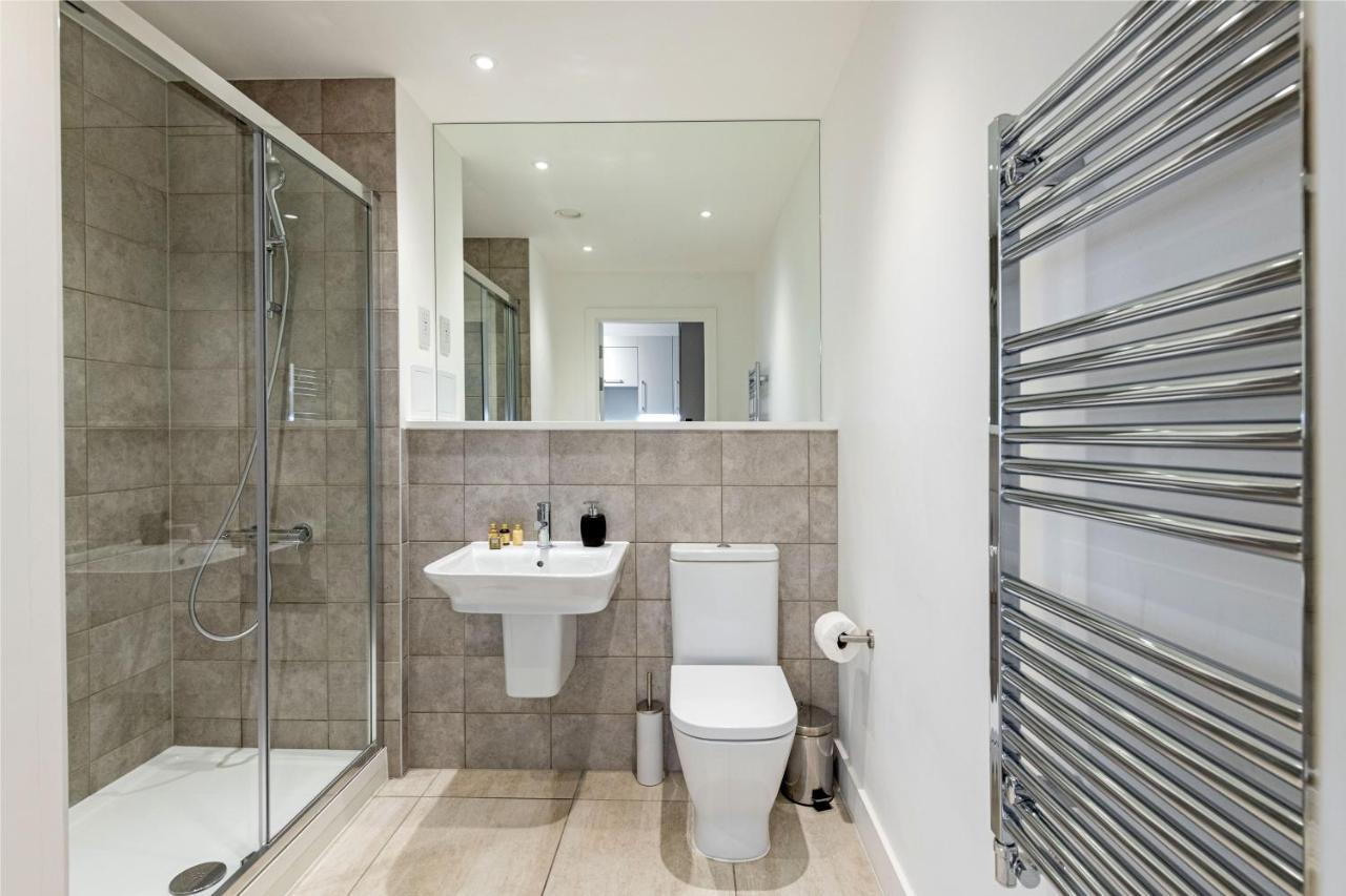 לונדון Stayo Apartments Barking Wharf מראה חיצוני תמונה