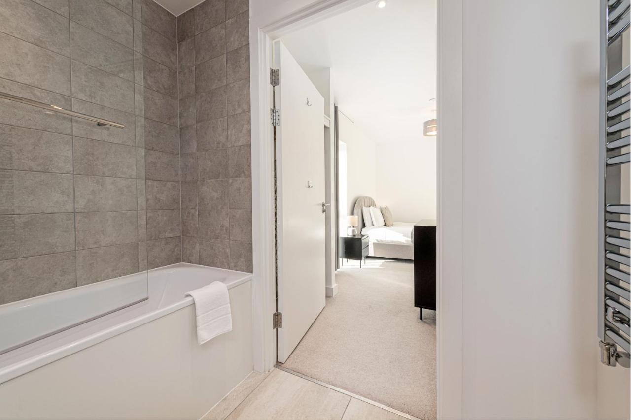 לונדון Stayo Apartments Barking Wharf מראה חיצוני תמונה