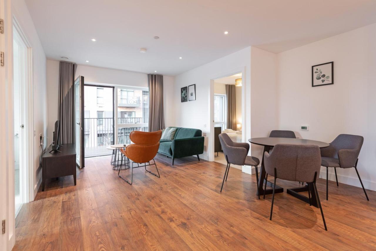 לונדון Stayo Apartments Barking Wharf מראה חיצוני תמונה