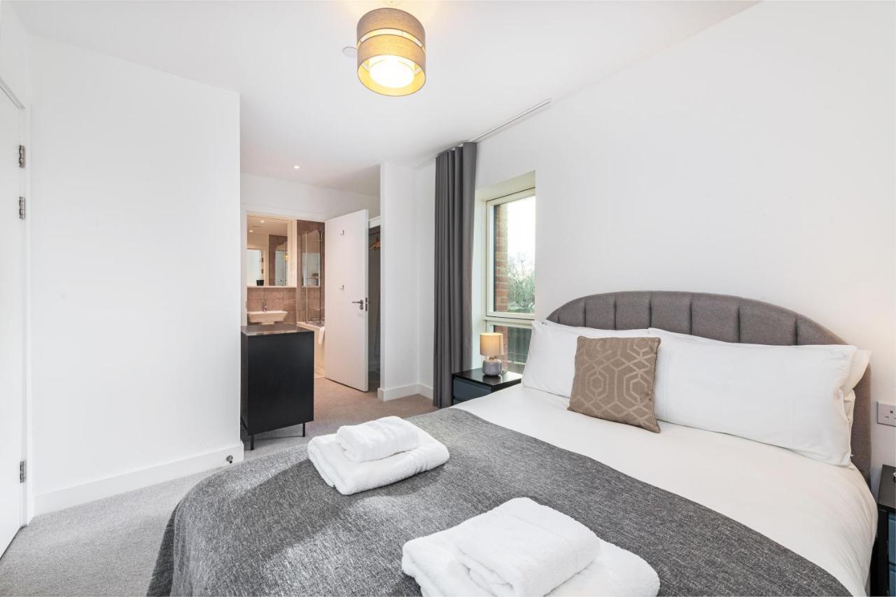 לונדון Stayo Apartments Barking Wharf מראה חיצוני תמונה